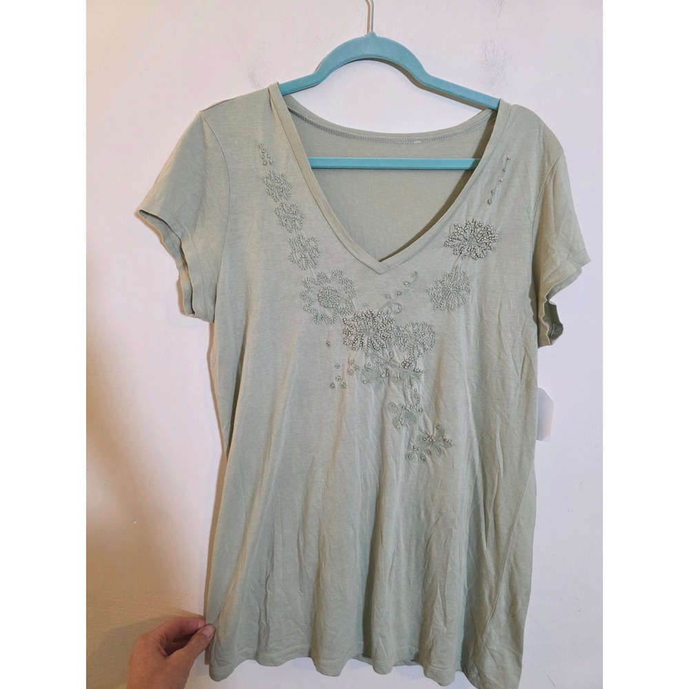 Caslon Sage Green Floral Embroidered V-Neck Short Sleeve T-Shirt Top